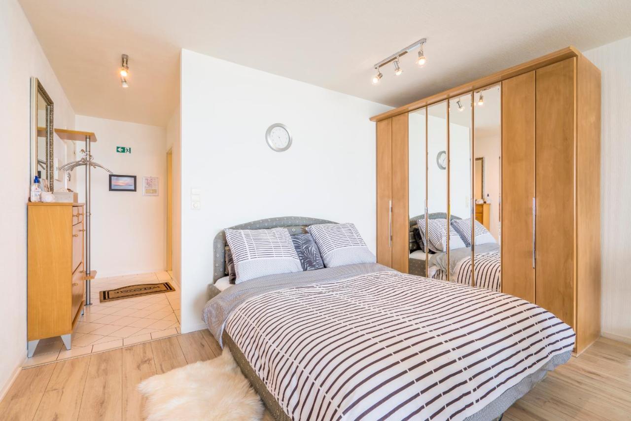 Luxueuze Vakantiestudio Met Zeezicht En Terras In Oostende Exterior foto